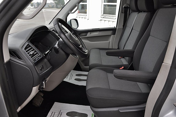 Volkswagen Transporter 5 of 18