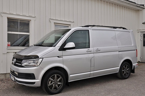 Volkswagen Transporter 2 of 18