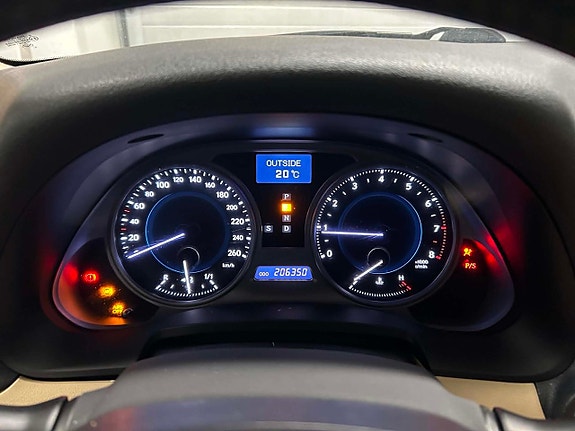 Lexus IS250 12 of 20