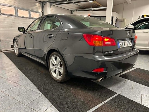 Lexus IS250 4 of 20