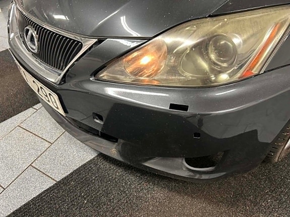 Lexus IS250 17 of 20