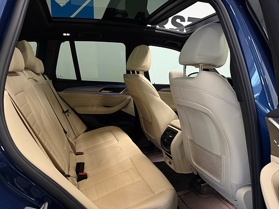 BMW X3 28 of 30