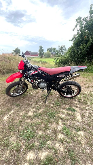Aprilia Sx50 2 of 6