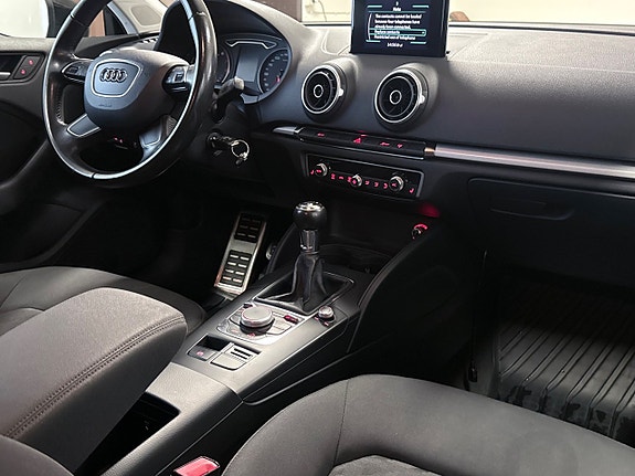 Audi A3 13 of 14