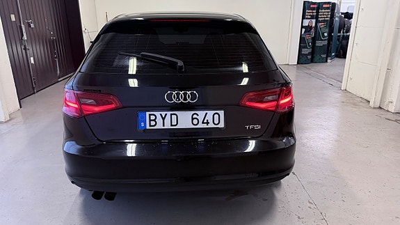Audi A3 5 of 14