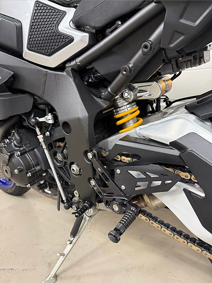 Yamaha MT-10 SP 4 of 8