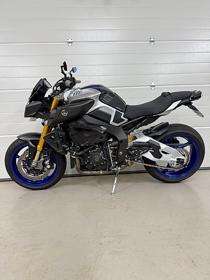 Yamaha MT-10 SP 2 of 8