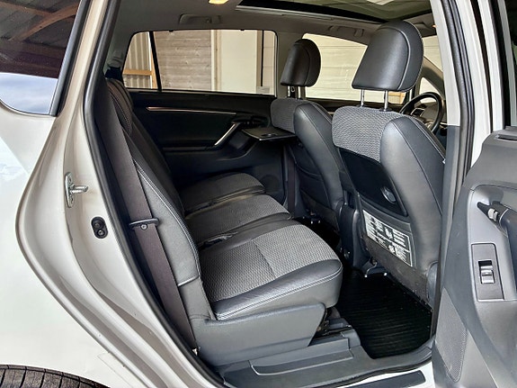 Toyota Verso 12 of 12
