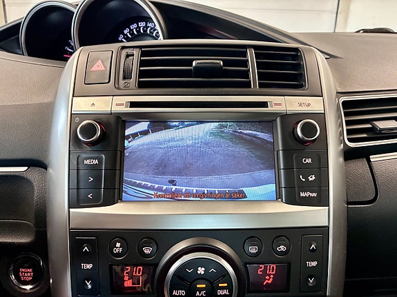 Toyota Verso 9 of 12