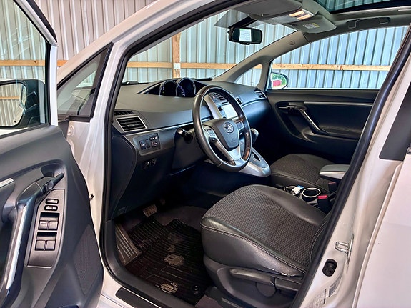 Toyota Verso 7 of 12