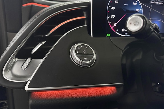 Mercedes-Benz E300 de 14 of 18