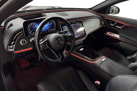 Mercedes-Benz E300 de 6 of 18