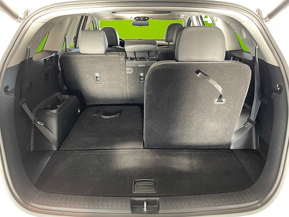 Kia Sorento 14 of 25