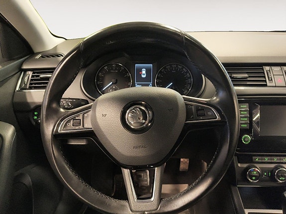 Skoda Octavia 11 of 21