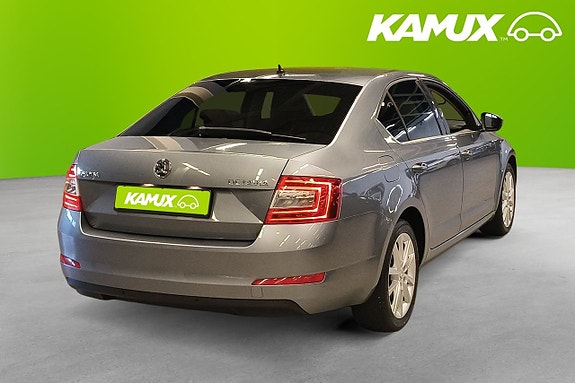 Skoda Octavia 2 of 21