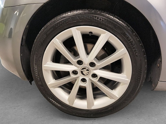 Skoda Octavia 6 of 21
