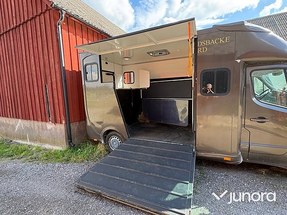 Renault Master 19 of 22