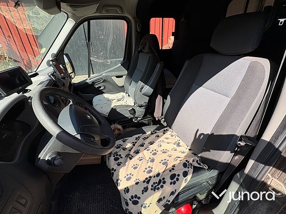 Renault Master 9 of 22