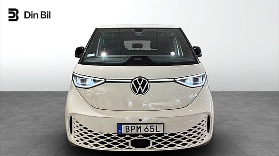 Volkswagen ID. Buzz 4 of 12