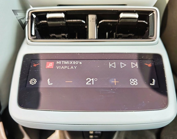Polestar 4 20 of 27