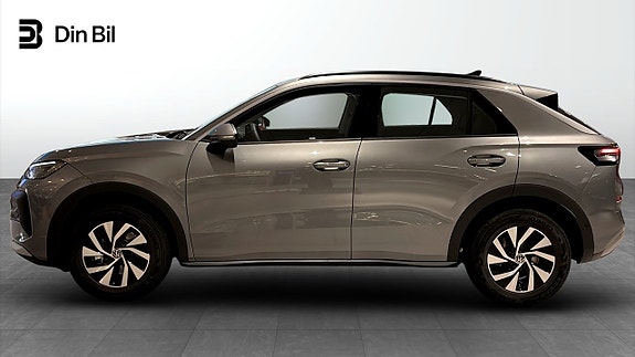 Volkswagen T-Roc 2 of 12