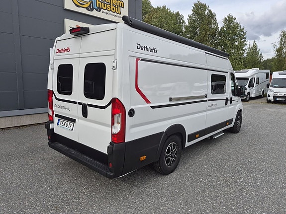 Dethleffs GlobeTrail 640 ER långbäddar, automat, dieselvärme, panorama, litium 7 of 24