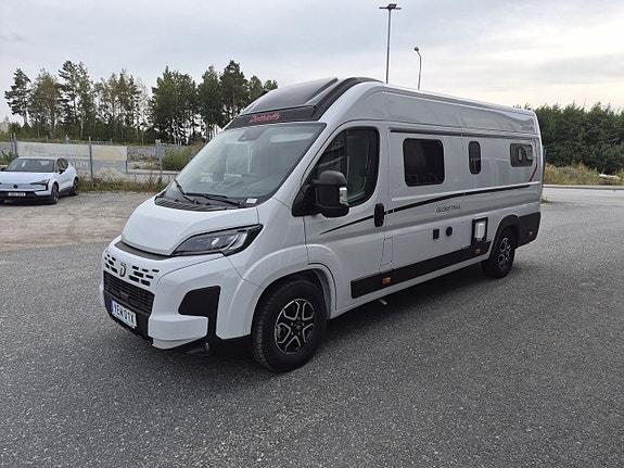 Dethleffs GlobeTrail 640 ER långbäddar, automat, dieselvärme, panorama, litium 4 of 24