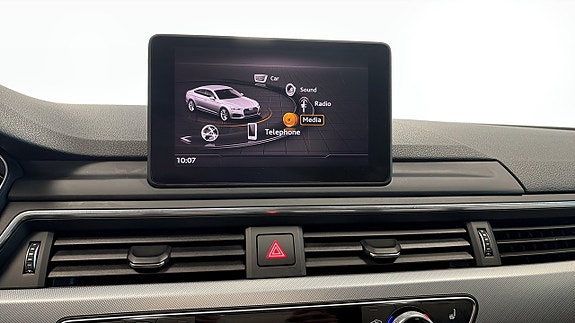 Audi A5 9 of 15