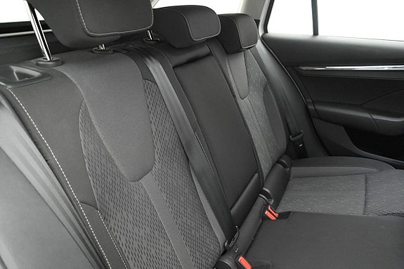 Skoda Octavia 19 of 22