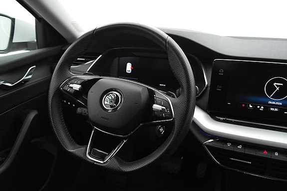 Skoda Octavia 10 of 22