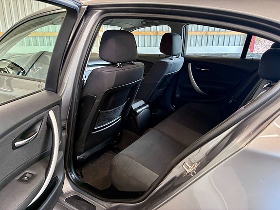 BMW 120d 10 of 11