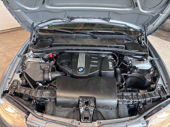 BMW 120d 4 of 11