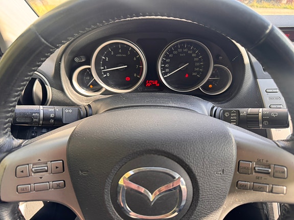 Mazda 6 8 of 9