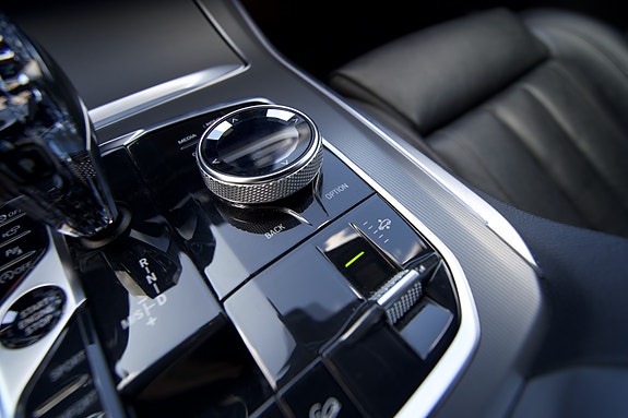 BMW X5 8 of 16
