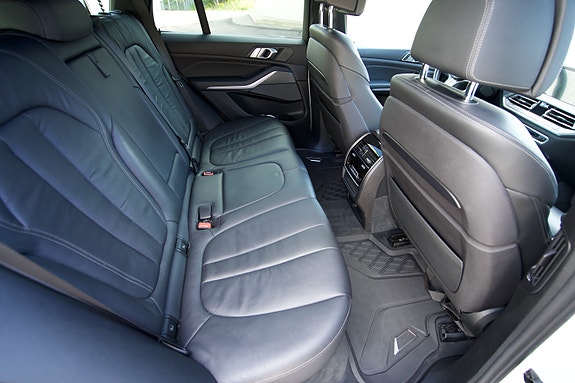 BMW X5 12 of 16