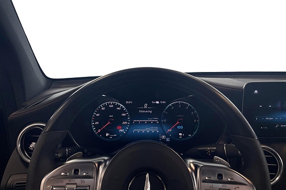Mercedes-Benz GLC300 de 7 of 11
