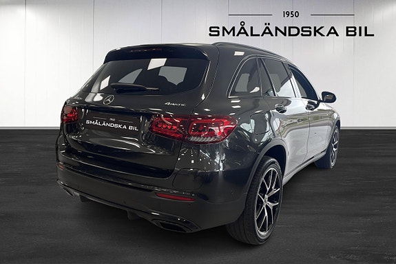 Mercedes-Benz GLC300 de 4 of 11