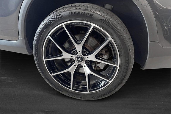 Mercedes-Benz GLC300 de 5 of 11