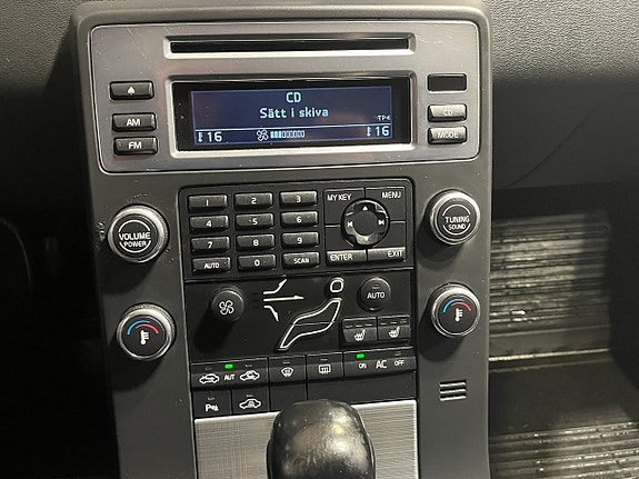 Volvo V70 17 of 17