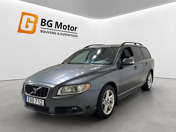 Volvo V70 8 of 17