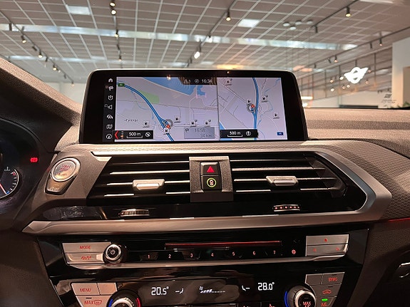 BMW X3 12 of 19