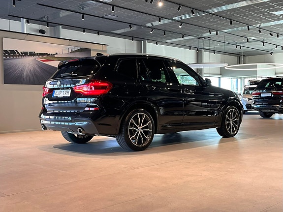 BMW X3 4 of 19