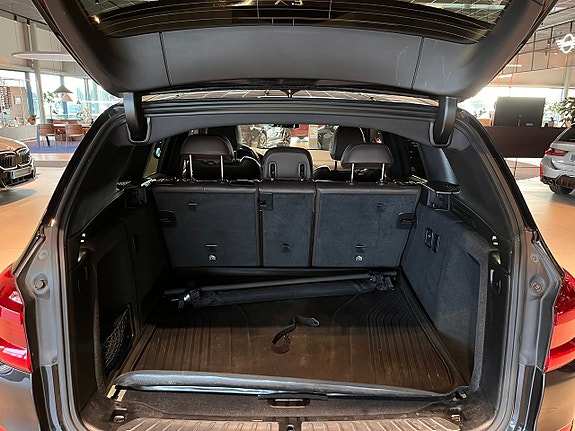 BMW X3 19 of 19