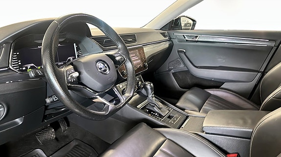 Skoda Superb 4 of 11