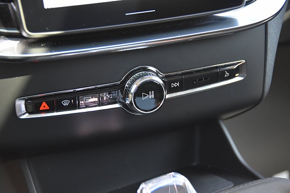 Volvo XC90 19 of 24