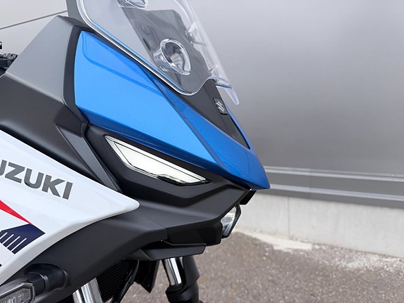 Suzuki SV-7GX 8 of 13
