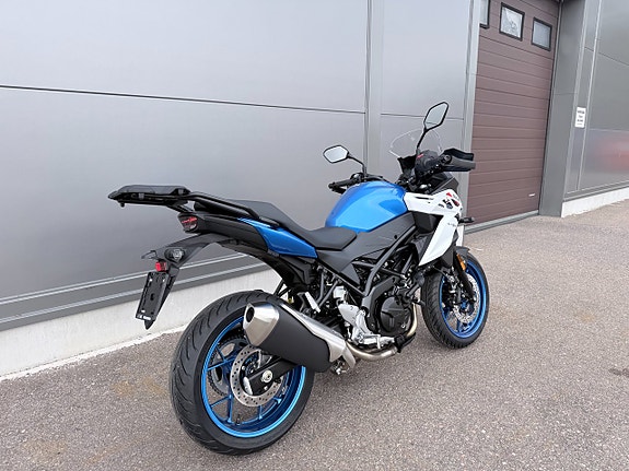 Suzuki SV-7GX 4 of 13