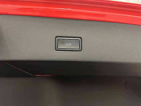 Volkswagen T-Roc 7 of 18