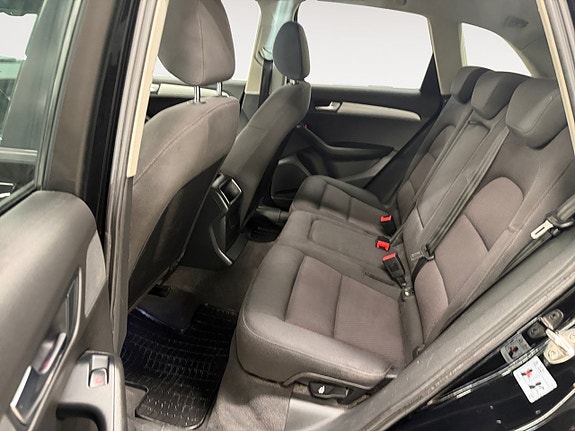 Audi Q5 12 of 16