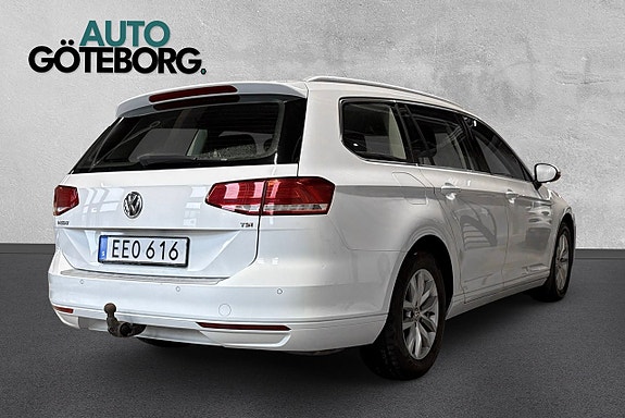 Volkswagen Passat 6 of 16
